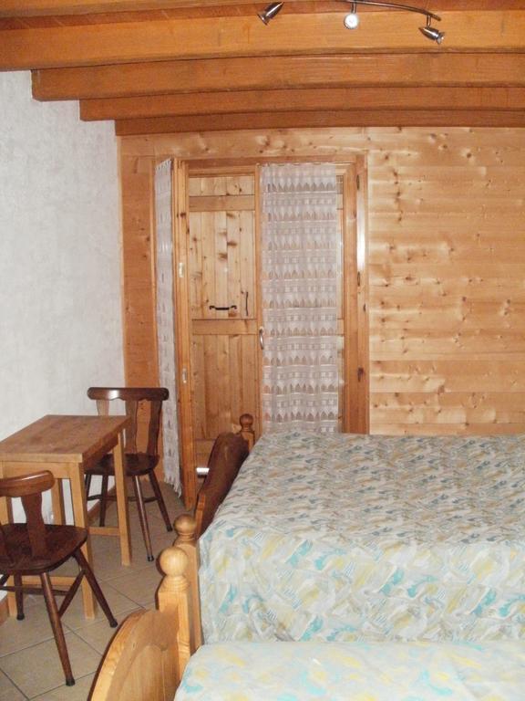 Chambre D'Hote La Petite Bergerie Abondance Exterior foto